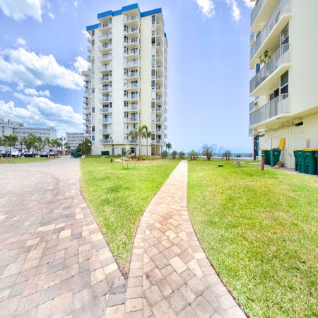 Estero Beach & Tennis 901-C