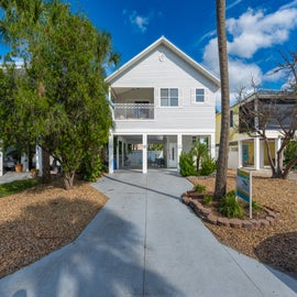 222 Delmar Ave