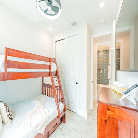 Premier Island Escape