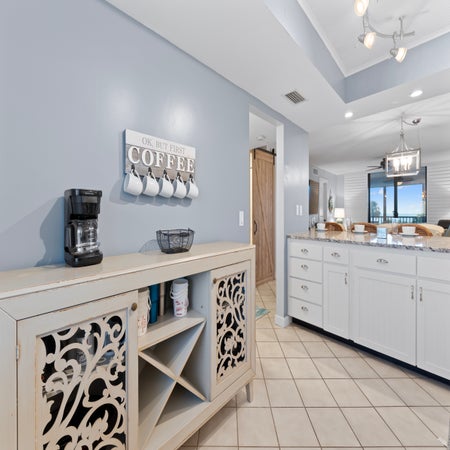 Caper Beach Club 313