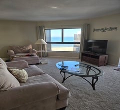 Island Winds Penthouse 1