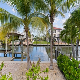 Right on the canal!
