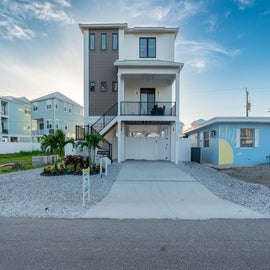 Welcome to Mod Cottage!