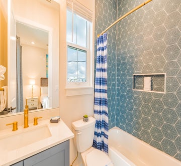 Premier Island Escape