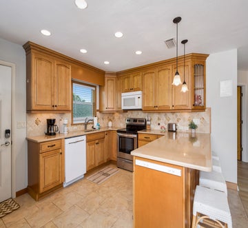 Vallie's Villa & Monty's Place