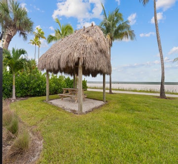 Seaside Condo 109