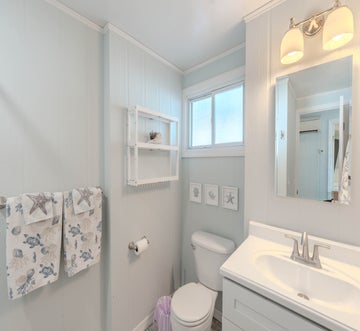 Blue Pearl Manor Lower