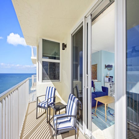 Estero Beach & Tennis 804-C