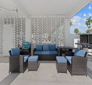 Pearl Street Retreat