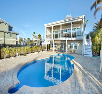 Bayview Sunset Getaway B