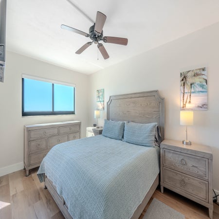 Carlos Pointe #515 - The Pelican Pad