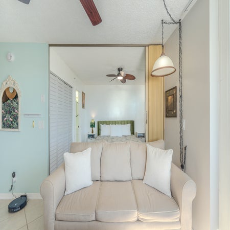 Estero Beach & Tennis Club-Penthouse 3A