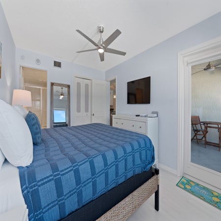 Sunset Condo #502