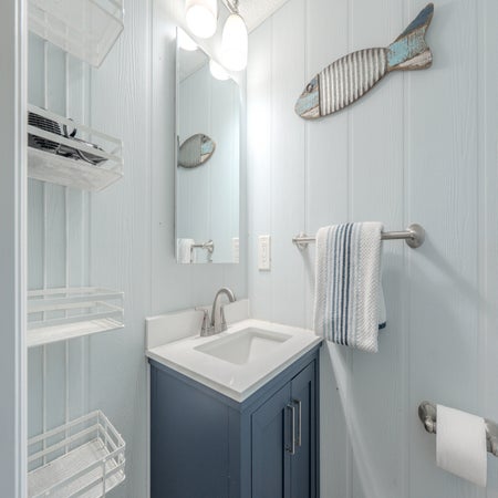 Blue Pearl Manor Lower