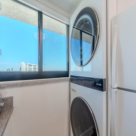 Carlos Pointe #515 - The Pelican Pad