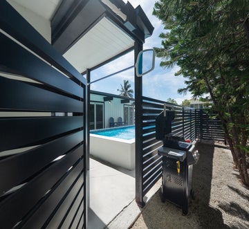 Curlew Beach Cottage