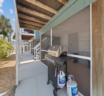 Beach Bungalow 2