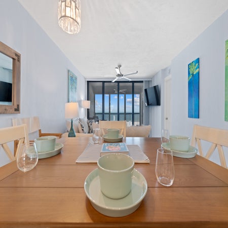 Sunset Condo #502