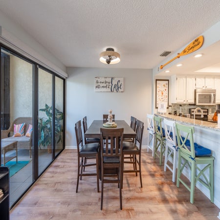 Santa Maria I #104- The Sunnyside