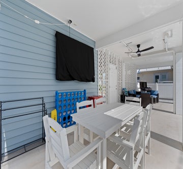 Pearl Street Retreat