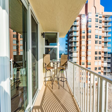 Estero Beach & Tennis 605-C