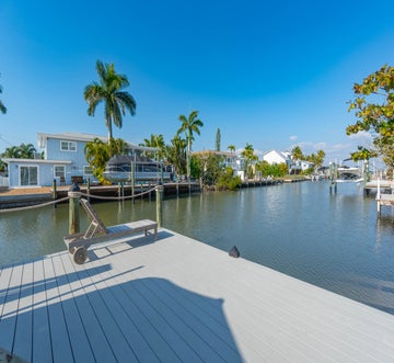 Shella Close To The Beach