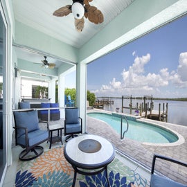 Private Bayfront Pool