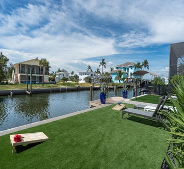 Curlew Beach Cottage