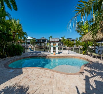 Mango Bay Cottage Estate