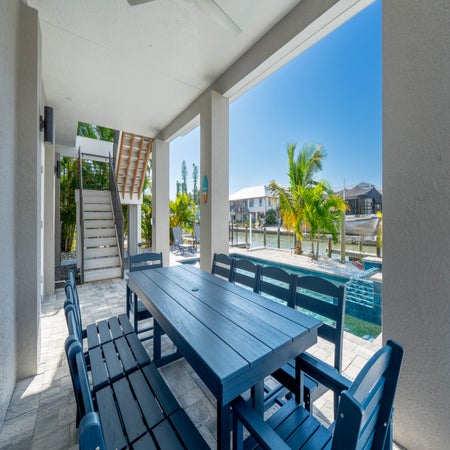 Shella Close To The Beach