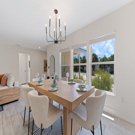 Stunning Dining room.