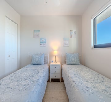 Carlos Pointe #515 - The Pelican Pad