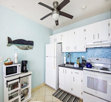 Estero Beach & Tennis 804-C