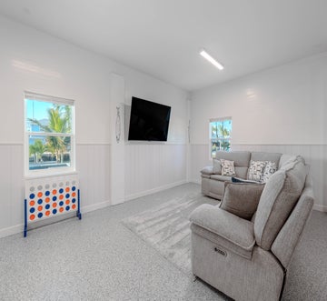 Shella Close To The Beach