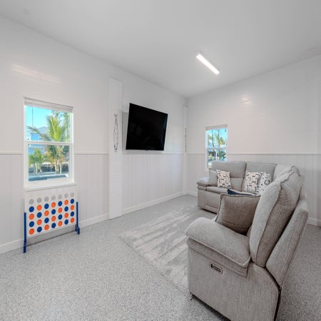 Shella Close To The Beach