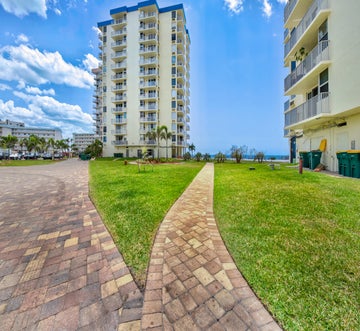 Estero Beach & Tennis 605-C