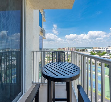 Estero Beach & Tennis 908-B