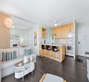 Estero Beach & Tennis 908-B