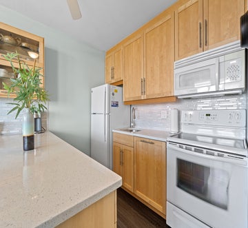 Estero Beach & Tennis 908-B