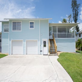 Lanai Entry