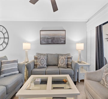 Carlos Pointe #213 Paradise Pointe