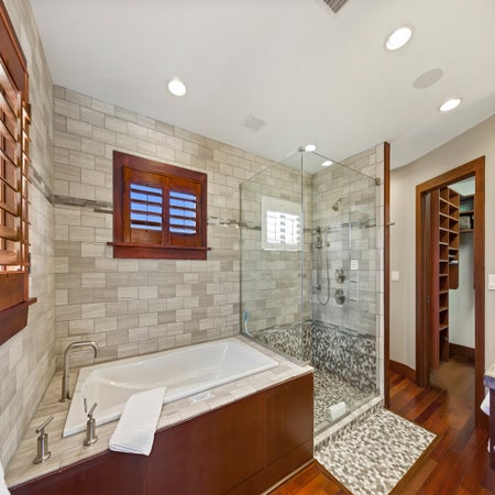 Beachfront Palace (Saint Kyrollos VI)