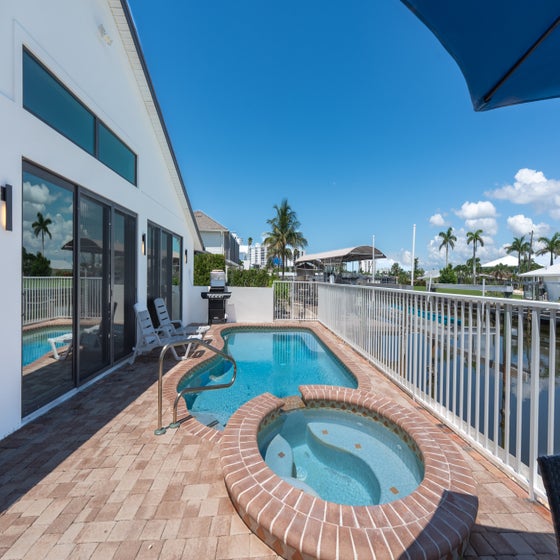 Great private pool with views