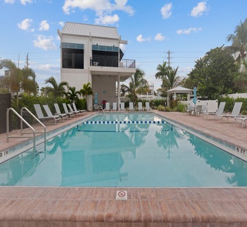Seaside Condo 109