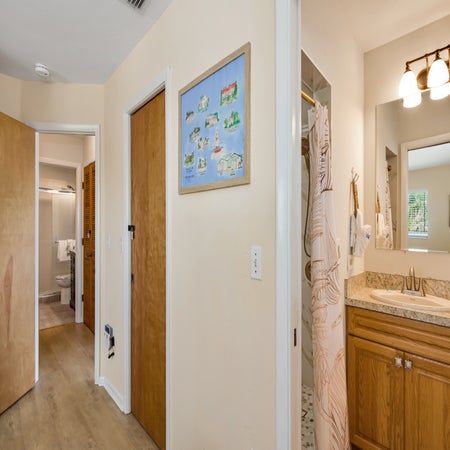 Vallie's Villa & Monty's Place