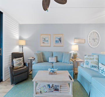 Caper Beach Club 313