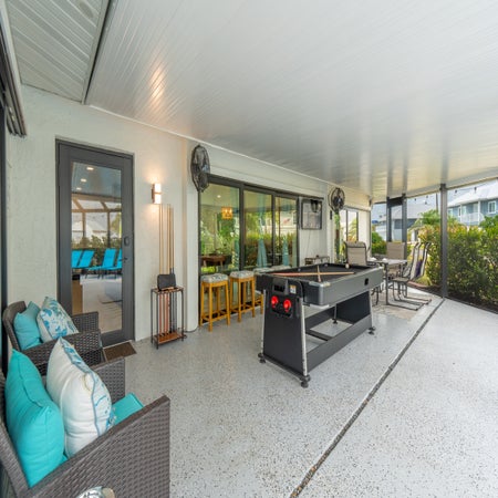 Sunshine Dock House