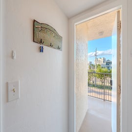 Entryway, come on in! Light, bright and welcoming