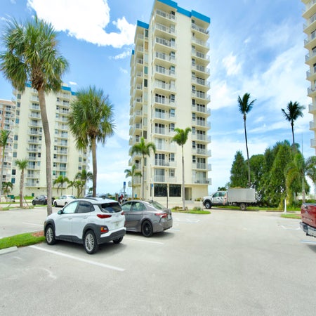 Estero Beach & Tennis 806-B