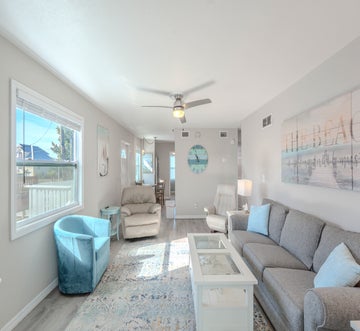 Blue Pearl Manor Upper